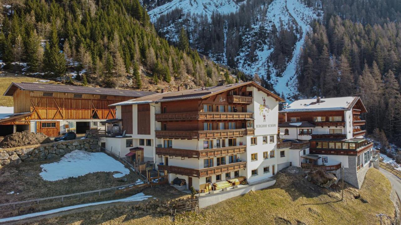 Gästehaus Berghof Schöpf Längenfeld Exterior foto